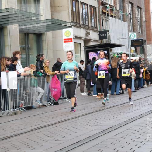 05.10.2025 - 20. swb-Marathon Bremen Strokosch-Dieckow http://msf.ph/oto/9248193 05.10.2025 10:52:36 Ziel 9187, 9214, 9284, 9501, 9581, 9650, 9830, 9918, 9985, 10064, 10128, 10308, 10309, 10514, 10539, 10779, 10833, 10955, 10997, 11012, 11259, 11300, 11382, 11398, 11411, 11417, 11450, 11587, 11722, 9187, 9214, 9284, 9501, 9581, 9650, 9830, 9918, 9985, 10064, 10128, 10308, 10309, 10514, 10539, 10779, 10833, 10955, 10997, 11012, 11382, 11398, 11417, 11450, 11587, 11722 meine-sportfotos.de