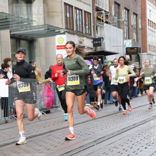 05.10.2025 - 20. swb-Marathon Bremen Strokosch-Dieckow http://msf.ph/oto/9248313 05.10.2025 10:52:41 Ziel 9187, 9214, 9284, 9449, 9501, 9650, 9703, 9830, 9834, 9918, 9985, 10064, 10128, 10242, 10308, 10309, 10349, 10460, 10466, 10514, 10539, 10779, 10955, 10958, 10997, 11259, 11300, 11377, 11398, 11411, 11450, 11512, 11722, 9187, 9214, 9284, 9449, 9501, 9650, 9703, 9830, 9834, 9918, 9985, 10064, 10128, 10242, 10308, 10309, 10349, 10460, 10466, 10514, 10539, 10779, 10955, 10958, 10997, 11398, 11450, 11722 meine-sportfotos.de