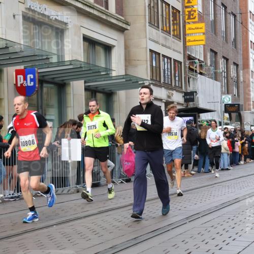 05.10.2025 - 20. swb-Marathon Bremen Strokosch-Dieckow http://msf.ph/oto/9248921 05.10.2025 10:52:58 Ziel 7193, 7251, 9263, 9449, 9539, 9703, 9717, 9834, 9868, 9956, 9957, 10057, 10128, 10242, 10302, 10317, 10335, 10349, 10369, 10460, 10466, 10468, 10655, 10806, 10934, 10958, 10993, 11174, 11175, 11300, 11377, 11510, 11512, 11545, 11616, 11716, 7193, 7251, 9263, 9449, 9539, 9703, 9717, 9834, 9868, 9956, 9957, 10057, 10128, 10242, 10302, 10317, 10335, 10349, 10369, 10460, 10466, 10468, 10655, 10806, 10934, 10958, 10993, 11174 meine-sportfotos.de
