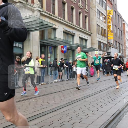 05.10.2025 - 20. swb-Marathon Bremen Strokosch-Dieckow http://msf.ph/oto/9249002 05.10.2025 10:53:05 Ziel 7193, 7251, 9238, 9263, 9461, 9464, 9539, 9569, 9717, 9834, 9868, 9956, 9957, 10057, 10302, 10310, 10317, 10335, 10369, 10460, 10468, 10642, 10655, 10806, 10934, 10958, 10993, 11174, 11175, 11246, 11377, 11510, 11512, 11545, 11616, 11716, 7193, 7251, 9238, 9263, 9461, 9464, 9539, 9569, 9717, 9834, 9868, 9956, 9957, 10057, 10302, 10310, 10317, 10335, 10369, 10460, 10468, 10642, 10655, 10806, 10934, 10958, 10993, 11174, 11246 meine-sportfotos.de