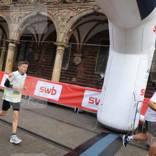 05.10.2025 - 20. swb-Marathon Bremen Yannick Fuchs http://msf.ph/oto/9249039 05.10.2025 10:53:07 Ziel 9187, 9650, 9918, 10064, 10539, 10779, 10955, 11259, 11398, 11411, 11450, 11722 meine-sportfotos.de