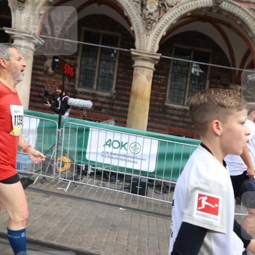 05.10.2025 - 20. swb-Marathon Bremen Yannick Fuchs http://msf.ph/oto/9249068 05.10.2025 10:53:11 Ziel 9187, 9650, 9918, 10064, 10128, 10539, 10779, 11259, 11300, 11398, 11411, 11450, 11722 meine-sportfotos.de