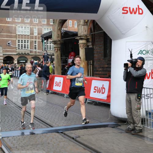 05.10.2025 - 20. swb-Marathon Bremen Yannick Fuchs http://msf.ph/oto/9249456 05.10.2025 10:53:17 Ziel 9449, 9650, 9703, 9834, 10128, 10242, 10349, 10460, 10466, 10539, 10958, 11259, 11300, 11377, 11411, 11512 meine-sportfotos.de
