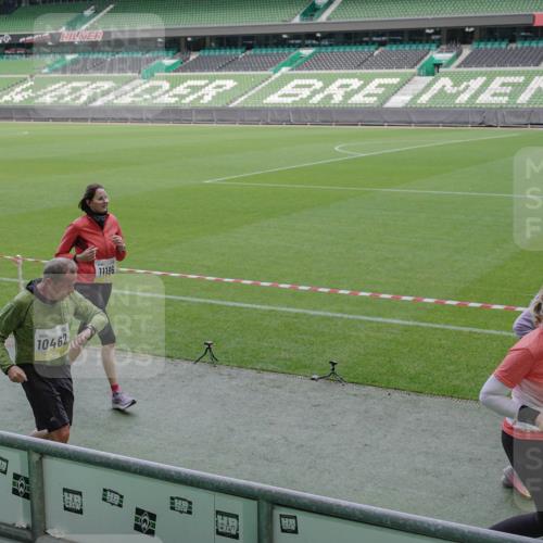 05.10.2025 - 20. swb-Marathon Bremen Michael Burmester http://msf.ph/oto/9249599 05.10.2025 10:39:49 Laufen im Stadion 7199, 7654, 7779, 7789, 7979, 9002, 9180, 9186, 9220, 9224, 9225, 9228, 9241, 9275, 9286, 9315, 9325, 9419, 9515, 9523, 9554, 9571, 9610, 9619, 9628, 9644, 9661, 9662, 9668, 9713, 9765, 9780, 9786, 9850, 9901, 9908, 9931, 9944, 9976, 10018, 10021, 10025, 10157, 10185, 10192, 10207, 10238, 10258, 10286, 10289, 10371, 10374, 10383, 10422, 10426, 10451, 10462, 10531, 10532, 10542, 10557, 10567, 10587, 10597, 10603, 10604, 10619, 10674, 10749, 9229, 9324, 9379 meine-sportfotos.de