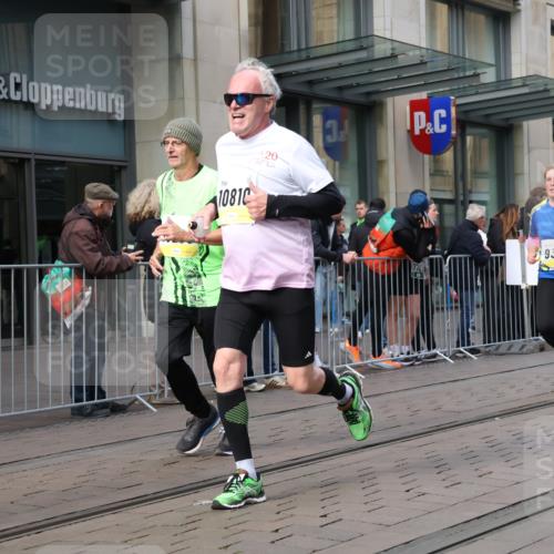 05.10.2025 - 20. swb-Marathon Bremen Strokosch-Dieckow http://msf.ph/oto/9251018 05.10.2025 10:54:14 Ziel 9282, 9295, 9367, 9392, 9407, 9591, 9633, 9754, 10007, 10032, 10097, 10174, 10178, 10296, 10768, 10810, 11040, 11045, 11089, 11271, 11321, 11694, 9282, 9295, 9367, 9392, 9407, 9591, 9633, 9754, 10007, 10032, 10097, 10174, 10178, 10296, 10768, 10810, 11040, 11045, 11089, 11271, 11321, 11694 meine-sportfotos.de