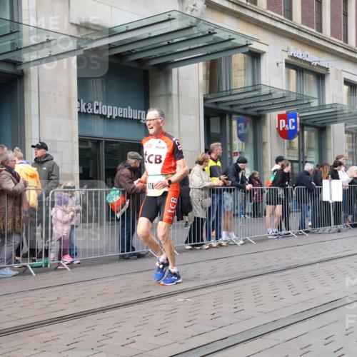 05.10.2025 - 20. swb-Marathon Bremen Strokosch-Dieckow http://msf.ph/oto/9251122 05.10.2025 10:54:18 Ziel 8326, 9282, 9295, 9367, 9392, 9436, 9591, 9633, 9754, 9776, 10007, 10032, 10097, 10174, 10178, 10232, 10233, 10296, 10487, 10768, 10770, 10810, 11045, 11089, 11163, 11271, 11276, 11321, 11694, 8326, 9282, 9295, 9367, 9392, 9436, 9591, 9633, 9754, 9776, 10007, 10032, 10097, 10174, 10178, 10232, 10233, 10296, 10487, 10768, 10770, 10810, 11045, 11089, 11163, 11271, 11276, 11321, 11694 meine-sportfotos.de