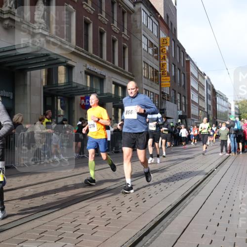 05.10.2025 - 20. swb-Marathon Bremen Strokosch-Dieckow http://msf.ph/oto/9251545 05.10.2025 10:54:33 Ziel 8326, 9282, 9295, 9427, 9436, 9475, 9560, 9570, 9591, 9754, 9776, 9791, 10007, 10014, 10024, 10231, 10232, 10233, 10487, 10609, 10770, 11163, 11276, 11320, 11363, 11373, 11470, 11507, 11523, 8326, 9282, 9295, 9427, 9436, 9475, 9560, 9570, 9591, 9754, 9776, 9791, 10007, 10014, 10024, 10231, 10232, 10233, 10487, 10609, 10770, 11163, 11276, 11320, 11363, 11373, 11470, 11507, 11523 meine-sportfotos.de