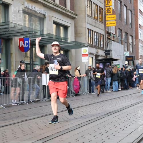 05.10.2025 - 20. swb-Marathon Bremen Strokosch-Dieckow http://msf.ph/oto/9252432 05.10.2025 10:55:07 Ziel 7165, 9195, 9201, 9350, 9492, 9514, 9654, 9720, 9722, 9856, 9881, 9902, 9933, 10107, 10111, 10116, 10195, 10256, 10260, 10262, 10475, 10745, 10755, 10757, 10970, 11025, 11042, 11115, 11140, 11197, 11380, 11431, 11588, 11702, 7165, 9195, 9201, 9350, 9492, 9514, 9654, 9720, 9722, 9856, 9881, 9902, 9933, 10107, 10111, 10116, 10195, 10256, 10260, 10262, 10475, 10745, 10755, 10757, 10970, 11025, 11042, 11115, 11140 meine-sportfotos.de