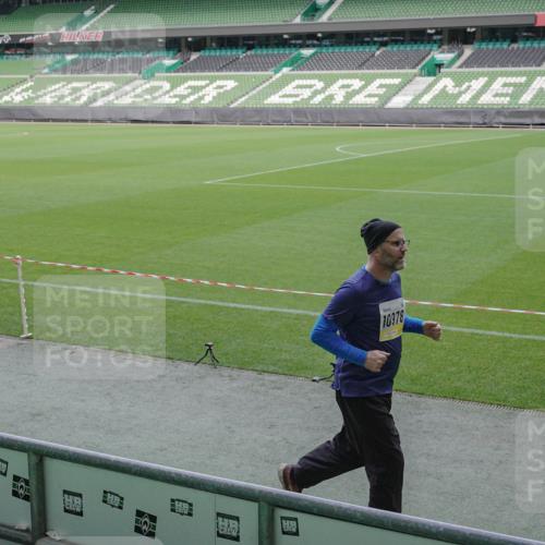 05.10.2025 - 20. swb-Marathon Bremen Michael Burmester http://msf.ph/oto/9252435 05.10.2025 10:41:32 Laufen im Stadion 7706, 8533, 9001, 9178, 9191, 9217, 9265, 9274, 9306, 9334, 9353, 9355, 9357, 9401, 9446, 9530, 9537, 9538, 9589, 9599, 9605, 9617, 9632, 9685, 9702, 9757, 9764, 9774, 9836, 9837, 9874, 9877, 9887, 9907, 9982, 10051, 10095, 10100, 10101, 10125, 10129, 10132, 10134, 10148, 10152, 10197, 10212, 10214, 10223, 10235, 10236, 10249, 10295, 10330, 10332, 10333, 10458, 10522, 10550, 10582, 10585, 10614, 10632, 10706, 10937, 10998, 11037, 11232, 11379, 11405, 11437 meine-sportfotos.de