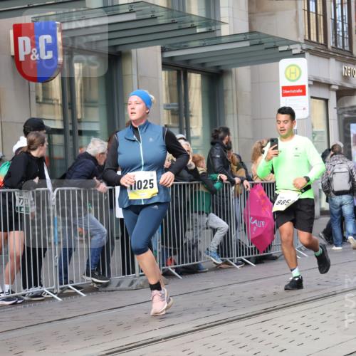 05.10.2025 - 20. swb-Marathon Bremen Strokosch-Dieckow http://msf.ph/oto/9252539 05.10.2025 10:55:13 Ziel 7165, 9195, 9197, 9350, 9492, 9514, 9621, 9654, 9720, 9722, 9856, 9882, 9902, 10088, 10107, 10111, 10195, 10256, 10260, 10262, 10287, 10323, 10475, 10745, 10755, 10757, 10800, 10909, 10970, 11025, 11081, 11115, 11197, 11380, 11431, 11586, 11588, 11624, 11702, 7165, 9195, 9197, 9350, 9492, 9514, 9621, 9654, 9720, 9722, 9856, 9882, 9902, 10088, 10107, 10111, 10195, 10256, 10260, 10262, 10287, 10323, 10475, 10745, 10755, 10757, 10800, 10909, 10970, 11025, 11081, 11115 meine-sportfotos.de