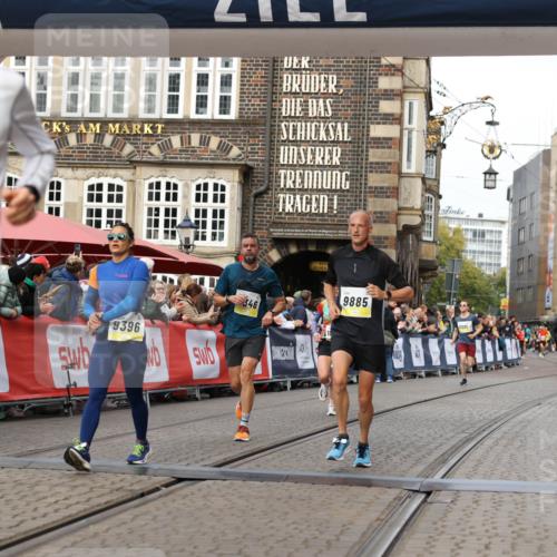 05.10.2025 - 20. swb-Marathon Bremen Yannick Fuchs http://msf.ph/oto/9253004 05.10.2025 10:45:29 Ziel 9290, 9396, 9885, 9963, 10447, 10634, 10898, 11346 meine-sportfotos.de