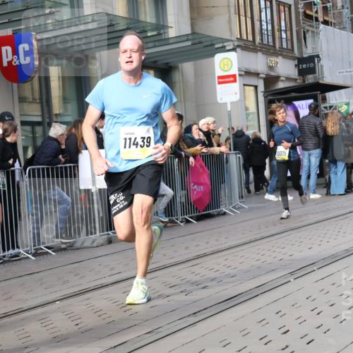 05.10.2025 - 20. swb-Marathon Bremen Strokosch-Dieckow http://msf.ph/oto/9253057 05.10.2025 10:55:37 Ziel 7147, 9521, 9541, 9621, 9811, 9871, 9882, 9950, 10006, 10009, 10015, 10253, 10287, 10323, 10385, 10394, 10610, 10641, 10653, 10654, 10664, 10675, 10758, 10800, 10921, 10959, 11052, 11095, 11148, 11249, 11439, 11620, 11624, 11626, 11693, 7147, 9521, 9541, 9621, 9811, 9871, 9882, 9950, 10006, 10009, 10015, 10253, 10287, 10323, 10385, 10394, 10610, 10641, 10653, 10654, 10664, 10675, 10758, 10800, 10921, 10959, 11052, 11095, 11148, 11249, 11620, 11693 meine-sportfotos.de