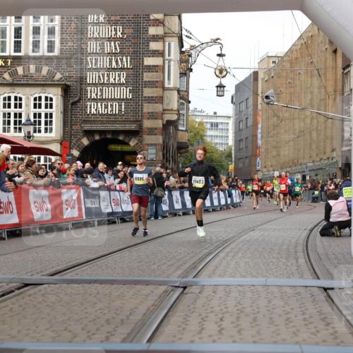 05.10.2025 - 20. swb-Marathon Bremen Yannick Fuchs http://msf.ph/oto/9253296 05.10.2025 10:45:32 Ziel 9396, 9885, 9963, 10447, 10634, 11346, 11403, 11585 meine-sportfotos.de