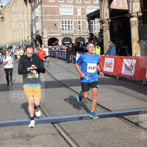 05.10.2025 - 20. swb-Marathon Bremen Yannick Fuchs http://msf.ph/oto/9253357 05.10.2025 10:54:30 Ziel 9407, 10097, 10402, 10915, 11040, 11271 meine-sportfotos.de