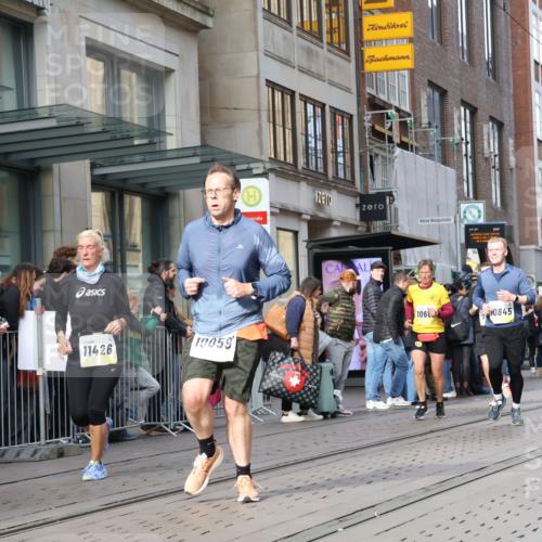 05.10.2025 - 20. swb-Marathon Bremen Strokosch-Dieckow http://msf.ph/oto/9254429 05.10.2025 10:56:25 Ziel 8118, 9188, 9266, 9547, 9669, 9886, 10008, 10042, 10059, 10105, 10145, 10397, 10644, 10683, 10845, 10924, 10971, 11100, 11260, 11274, 11426, 11475, 11675, 11691, 11734, 8118, 9188, 9266, 9547, 9669, 9886, 10008, 10042, 10059, 10105, 10145, 10397, 10644, 10683, 10845, 10924, 10971, 11100, 11260, 11274, 11426, 11475, 11675, 11691, 11734 meine-sportfotos.de