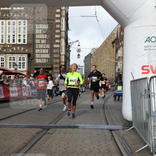 05.10.2025 - 20. swb-Marathon Bremen Yannick Fuchs http://msf.ph/oto/9255067 05.10.2025 10:55:02 Ziel 9427, 9436, 9560, 9570, 10024, 10231, 10232, 10233, 10487, 10609, 10770, 11163, 11276, 11320, 11373, 11470 meine-sportfotos.de