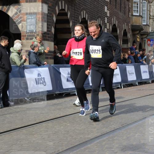 05.10.2025 - 20. swb-Marathon Bremen Strokosch-Dieckow http://msf.ph/oto/9255342 05.10.2025 11:02:39 Ziel 9331, 9360, 9516, 9841, 10510, 10530, 10803, 10804, 10825, 10826, 11024 meine-sportfotos.de