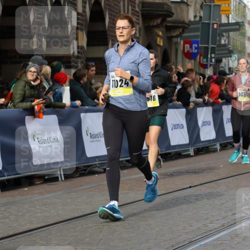 05.10.2025 - 20. swb-Marathon Bremen Strokosch-Dieckow http://msf.ph/oto/9255511 05.10.2025 11:02:43 Ziel 9331, 9360, 9516, 9841, 10129, 10510, 10530, 10734, 10803, 10804, 10826, 10940, 11024, 11193, 11576 meine-sportfotos.de
