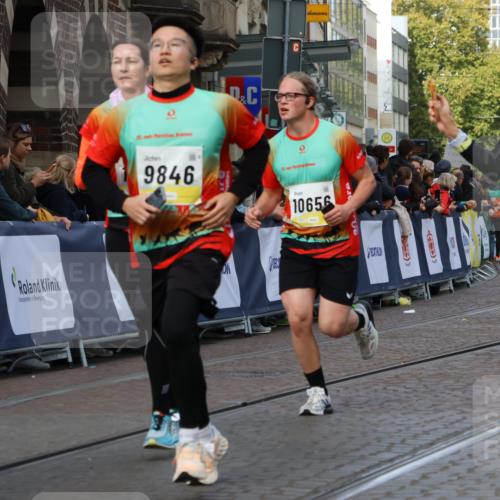 05.10.2025 - 20. swb-Marathon Bremen Strokosch-Dieckow http://msf.ph/oto/9256075 05.10.2025 11:02:53 Ziel 9644, 9846, 10167, 10207, 10656, 10734, 10876, 10940, 11087, 11312, 11504, 11576, 11667, 11668, 11735 meine-sportfotos.de