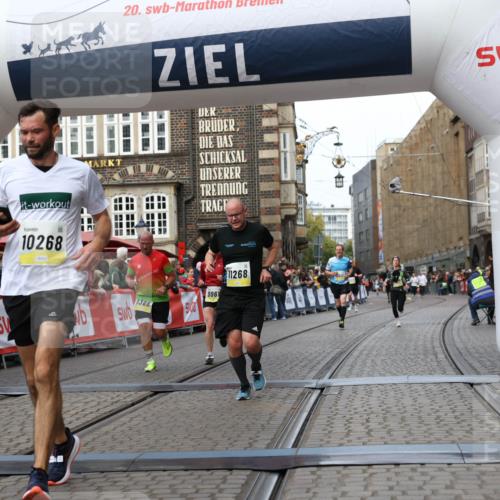 05.10.2025 - 20. swb-Marathon Bremen Yannick Fuchs http://msf.ph/oto/9256245 05.10.2025 10:46:46 Ziel 9009, 9207, 9366, 9961, 10268, 10411, 11268, 11327 meine-sportfotos.de