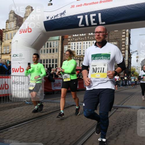 05.10.2025 - 20. swb-Marathon Bremen Yannick Fuchs http://msf.ph/oto/9256870 05.10.2025 10:55:39 Ziel 9492, 9722, 9856, 9902, 10111, 10256, 10262, 10745, 10757, 11025, 11197 meine-sportfotos.de