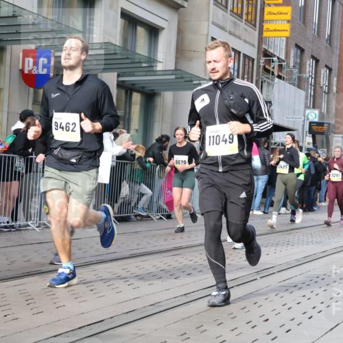 05.10.2025 - 20. swb-Marathon Bremen Strokosch-Dieckow http://msf.ph/oto/9256994 05.10.2025 10:58:06 Ziel 7077, 9174, 9430, 9433, 9462, 9472, 9529, 9608, 9766, 9820, 9913, 9952, 10049, 10055, 10084, 10261, 10285, 10368, 10408, 10513, 10527, 10586, 10786, 10936, 10988, 11049, 11181, 11184, 11291, 11495, 11562, 11591, 11700, 11724, 7077, 9174, 9430, 9433, 9462, 9472, 9529, 9608, 9766, 9820, 9913, 9952, 10049, 10055, 10084, 10261, 10285, 10368, 10408, 10513, 10527, 10586, 10786, 11562 meine-sportfotos.de
