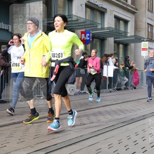 05.10.2025 - 20. swb-Marathon Bremen Strokosch-Dieckow http://msf.ph/oto/9257151 05.10.2025 10:58:14 Ziel 7163, 8585, 9346, 9359, 9370, 9430, 9433, 9472, 9529, 9540, 9608, 9622, 9714, 9766, 9820, 9913, 10049, 10055, 10084, 10261, 10285, 10408, 10513, 10527, 10561, 10586, 10591, 10679, 10871, 10936, 10988, 11078, 11181, 11184, 11291, 11495, 11591, 11700, 7163, 8585, 9346, 9359, 9370, 9430, 9433, 9472, 9529, 9540, 9608, 9622, 9714, 9766, 9820, 9913, 10049, 10055, 10084, 10261, 10285, 10408, 10513, 10527, 10561, 10586, 10591, 10679 meine-sportfotos.de