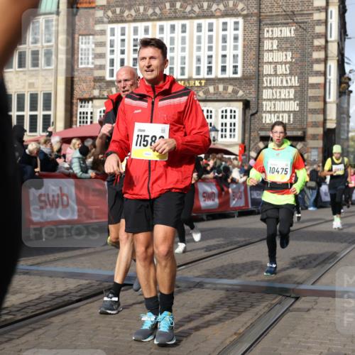 05.10.2025 - 20. swb-Marathon Bremen Yannick Fuchs http://msf.ph/oto/9257205 05.10.2025 10:55:46 Ziel 7165, 9195, 9197, 9492, 9720, 10088, 10107, 10195, 10262, 10475, 10745, 10755, 10757, 10909, 11081, 11586, 11588 meine-sportfotos.de