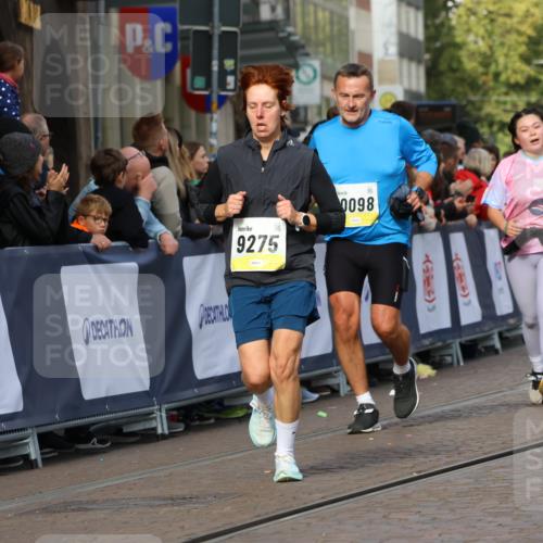 05.10.2025 - 20. swb-Marathon Bremen Strokosch-Dieckow http://msf.ph/oto/9257834 05.10.2025 11:04:06 Ziel 7123, 7789, 9275, 9398, 10098, 10205, 10551, 10853, 11001, 11077, 11102, 11611, 11685 meine-sportfotos.de