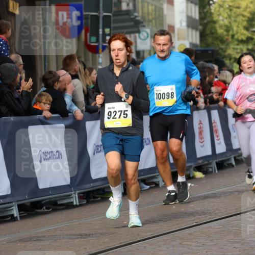 05.10.2025 - 20. swb-Marathon Bremen Strokosch-Dieckow http://msf.ph/oto/9257854 05.10.2025 11:04:06 Ziel 7123, 7789, 9275, 9398, 10098, 10205, 10551, 10853, 11001, 11077, 11102, 11611, 11685 meine-sportfotos.de
