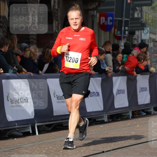 05.10.2025 - 20. swb-Marathon Bremen Strokosch-Dieckow http://msf.ph/oto/9258126 05.10.2025 11:04:19 Ziel 9448, 9537, 9684, 10678, 11200 meine-sportfotos.de