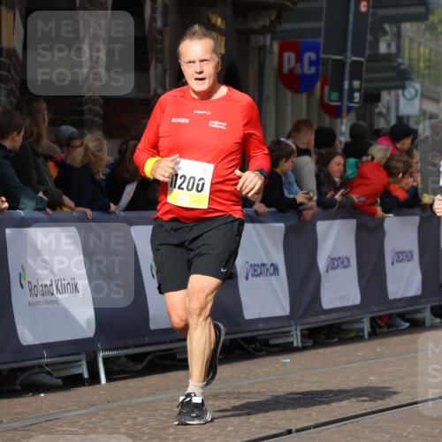 05.10.2025 - 20. swb-Marathon Bremen Strokosch-Dieckow http://msf.ph/oto/9258151 05.10.2025 11:04:19 Ziel 9448, 9537, 9684, 10678, 11200 meine-sportfotos.de
