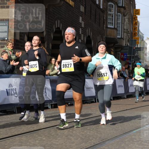 05.10.2025 - 20. swb-Marathon Bremen Strokosch-Dieckow http://msf.ph/oto/9258557 05.10.2025 11:04:47 Ziel 9532, 9765, 9812, 9866, 9927, 10422, 10451, 10557, 10684, 10891, 10964, 11035, 11315, 11427, 11546, 11615, 11636 meine-sportfotos.de