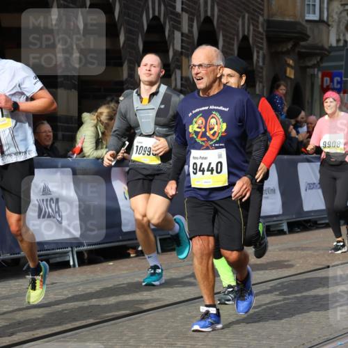 05.10.2025 - 20. swb-Marathon Bremen Strokosch-Dieckow http://msf.ph/oto/9259247 05.10.2025 11:05:15 Ziel 9440, 9515, 9690, 9908, 9944, 9978, 10255, 10343, 10990, 11501, 11540, 11650, 11707 meine-sportfotos.de
