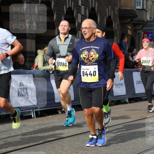 05.10.2025 - 20. swb-Marathon Bremen Strokosch-Dieckow http://msf.ph/oto/9259281 05.10.2025 11:05:15 Ziel 9440, 9515, 9690, 9908, 9944, 9978, 10255, 10343, 10990, 11501, 11540, 11650, 11707 meine-sportfotos.de