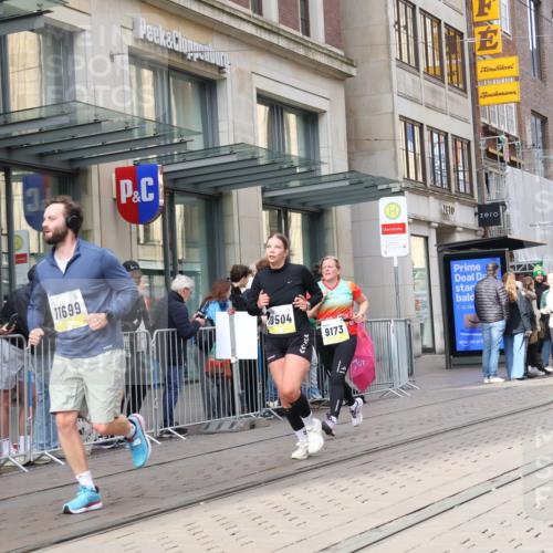05.10.2025 - 20. swb-Marathon Bremen Strokosch-Dieckow http://msf.ph/oto/9259763 05.10.2025 11:00:04 Ziel 7177, 7178, 7215, 9173, 9177, 9271, 9495, 9531, 9672, 10063, 10067, 10071, 10079, 10217, 10345, 10406, 10492, 10504, 10794, 10889, 10919, 10930, 10985, 11003, 11050, 11063, 11071, 11255, 11263, 11424, 11511, 11534, 11595, 11610, 11619, 11699, 11713, 7177, 7178, 7215, 9173, 9177, 9271, 9495, 9531, 9672, 10063, 10067, 10071, 10079, 10217, 10345, 10406, 10492, 10504, 10794, 10889, 10919, 10930, 10985, 11003, 11050, 11063, 11071, 11255, 11263, 11424, 11511 meine-sportfotos.de