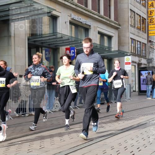 05.10.2025 - 20. swb-Marathon Bremen Strokosch-Dieckow http://msf.ph/oto/9259977 05.10.2025 11:00:12 Ziel 7178, 7215, 9173, 9177, 9271, 9272, 9531, 9858, 10063, 10067, 10071, 10079, 10217, 10406, 10492, 10504, 10518, 10794, 10872, 10901, 10930, 11003, 11034, 11071, 11162, 11255, 11263, 11424, 11511, 11534, 11595, 11610, 11619, 11699, 7178, 7215, 9173, 9177, 9271, 9272, 9531, 9858, 10063, 10067, 10071, 10079, 10217, 10406, 10492, 10504, 10518, 10794, 10872, 10901, 10930, 11003, 11034, 11071, 11162, 11255, 11263, 11424, 11511 meine-sportfotos.de