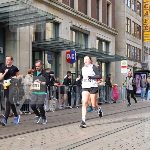 05.10.2025 - 20. swb-Marathon Bremen Strokosch-Dieckow http://msf.ph/oto/9260257 05.10.2025 11:00:26 Ziel 9271, 9272, 9327, 9389, 9600, 9827, 9858, 10079, 10182, 10258, 10518, 10571, 10690, 10872, 10901, 11034, 11071, 11155, 11162, 11511, 9271, 9272, 9327, 9389, 9600, 9827, 9858, 10079, 10182, 10258, 10518, 10571, 10690, 10872, 10901, 11034, 11071, 11155, 11162, 11511 meine-sportfotos.de