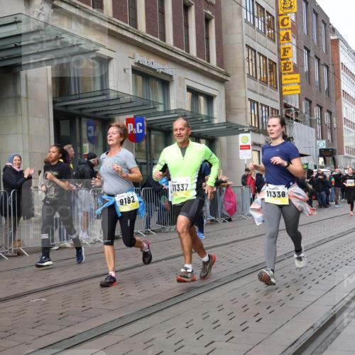 05.10.2025 - 20. swb-Marathon Bremen Strokosch-Dieckow http://msf.ph/oto/9260931 05.10.2025 11:00:59 Ziel 7908, 9182, 9286, 9371, 9443, 9613, 9880, 9925, 10157, 10336, 10477, 10544, 10762, 10914, 11194, 11337, 11338, 11524, 11597, 11633, 11680, 11688, 11719, 7908, 9182, 9286, 9371, 9443, 9613, 9880, 9925, 10157, 10336, 10477, 10544, 10762, 10914, 11194, 11337, 11338, 11524, 11597, 11633, 11680, 11688, 11719 meine-sportfotos.de