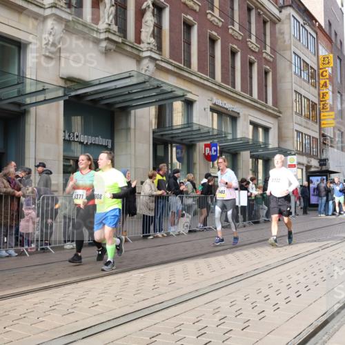 05.10.2025 - 20. swb-Marathon Bremen Strokosch-Dieckow http://msf.ph/oto/9261182 05.10.2025 11:01:13 Ziel 7908, 9189, 9269, 9278, 9286, 9294, 9322, 9371, 9432, 9782, 10026, 10030, 10056, 10157, 10324, 10336, 10370, 10562, 10903, 10904, 11194, 11223, 11463, 11493, 11633, 11688, 11732, 11733, 7908, 9189, 9269, 9278, 9286, 9294, 9322, 9371, 9432, 9782, 10026, 10030, 10056, 10157, 10324, 10336, 10370, 10562, 10903, 10904, 11194, 11223, 11463, 11493, 11633, 11688, 11732, 11733 meine-sportfotos.de