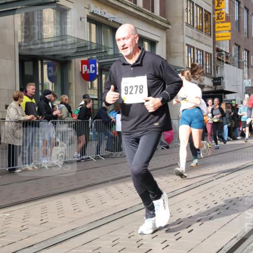 05.10.2025 - 20. swb-Marathon Bremen Strokosch-Dieckow http://msf.ph/oto/9261233 05.10.2025 11:01:16 Ziel 7908, 9189, 9269, 9278, 9286, 9294, 9322, 9371, 9432, 9782, 10004, 10026, 10030, 10056, 10157, 10324, 10336, 10370, 10562, 10903, 10904, 11194, 11223, 11463, 11493, 11633, 11732, 11733, 7908, 9189, 9269, 9278, 9286, 9294, 9322, 9371, 9432, 9782, 10004, 10026, 10030, 10056, 10157, 10324, 10336, 10370, 10562, 10903, 10904, 11194, 11223, 11463, 11493, 11633, 11732, 11733 meine-sportfotos.de