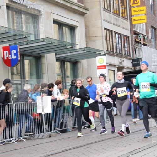05.10.2025 - 20. swb-Marathon Bremen Strokosch-Dieckow http://msf.ph/oto/9262296 05.10.2025 11:02:29 Ziel 9331, 9360, 9516, 9644, 9841, 9846, 9893, 10129, 10167, 10207, 10510, 10530, 10656, 10734, 10777, 10803, 10804, 10825, 10826, 10876, 10940, 11024, 11087, 11193, 11312, 11504, 11576, 11667, 11668, 11735, 9331, 9360, 9516, 9644, 9841, 9846, 9893, 10129, 10167, 10207, 10510, 10530, 10656, 10734, 10777, 10803, 10804, 10825, 10826, 10876, 10940, 11024, 11087, 11193, 11312, 11504, 11735 meine-sportfotos.de