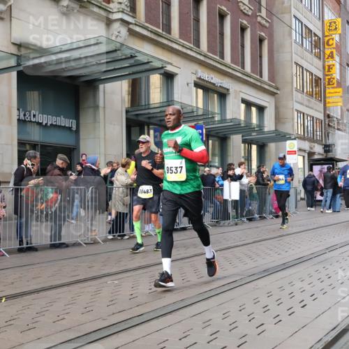 05.10.2025 - 20. swb-Marathon Bremen Strokosch-Dieckow http://msf.ph/oto/9264259 05.10.2025 11:04:05 Ziel 8111, 9394, 9448, 9537, 9610, 9684, 9915, 10098, 10278, 10439, 10483, 10485, 10531, 10674, 10678, 10869, 10956, 11044, 11196, 11200, 11542, 11685, 11704, 8111, 9394, 9448, 9537, 9610, 9684, 9915, 10098, 10278, 10439, 10483, 10485, 10531, 10674, 10678, 10869, 10956, 11044, 11196, 11200, 11542, 11685 meine-sportfotos.de