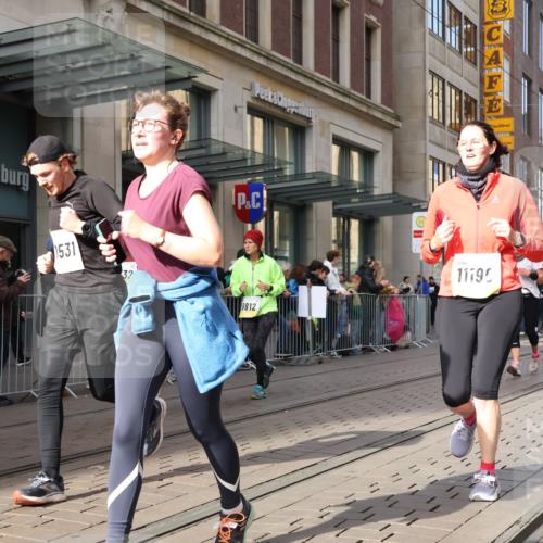05.10.2025 - 20. swb-Marathon Bremen Strokosch-Dieckow http://msf.ph/oto/9264683 05.10.2025 11:04:18 Ziel 8111, 9394, 9532, 9610, 9623, 9750, 9765, 9771, 9812, 9915, 9927, 10278, 10422, 10439, 10451, 10483, 10485, 10531, 10532, 10557, 10674, 10869, 10956, 10964, 11035, 11044, 11196, 11427, 11542, 11546, 11615, 11704, 8111, 9394, 9532, 9610, 9623, 9750, 9765, 9771, 9812, 9915, 9927, 10278, 10422, 10439, 10451, 10483, 10485, 10531, 10532, 10557, 10674, 10869, 10956, 10964, 11035, 11044, 11196, 11427, 11542, 11546 meine-sportfotos.de