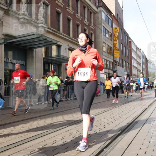 05.10.2025 - 20. swb-Marathon Bremen Strokosch-Dieckow http://msf.ph/oto/9264707 05.10.2025 11:04:19 Ziel 8111, 9394, 9532, 9610, 9623, 9750, 9765, 9771, 9812, 9915, 9927, 10278, 10422, 10439, 10451, 10483, 10485, 10531, 10532, 10557, 10674, 10869, 10956, 10964, 11035, 11044, 11196, 11427, 11542, 11546, 11615, 11704, 8111, 9394, 9532, 9610, 9623, 9750, 9765, 9771, 9812, 9915, 9927, 10278, 10422, 10439, 10451, 10483, 10485, 10531, 10532, 10557, 10674, 10869, 10956, 10964, 11035, 11044, 11196, 11427, 11542, 11546 meine-sportfotos.de
