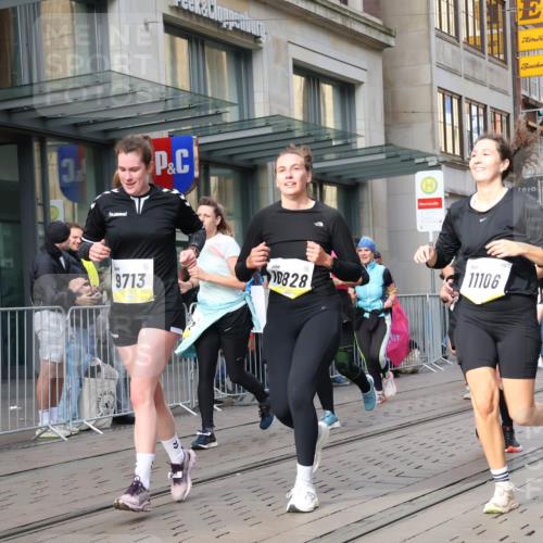05.10.2025 - 20. swb-Marathon Bremen Strokosch-Dieckow http://msf.ph/oto/9266106 05.10.2025 11:05:08 Ziel 7654, 9210, 9419, 9440, 9515, 9690, 9713, 9752, 9908, 9944, 10025, 10158, 10255, 10289, 10426, 10437, 10511, 10542, 10828, 10843, 10844, 10990, 10999, 11064, 11106, 11164, 11501, 11540, 11676, 11681, 7654, 9210, 9419, 9440, 9515, 9690, 9713, 9752, 9908, 9944, 10025, 10158, 10255, 10289, 10426, 10437, 10511, 10542, 10828, 10843, 10844, 10990, 10999, 11064, 11106, 11164, 11501, 11540, 11676, 11681 meine-sportfotos.de
