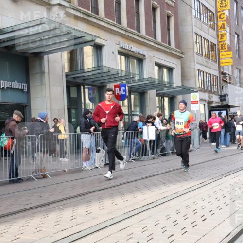 05.10.2025 - 20. swb-Marathon Bremen Strokosch-Dieckow http://msf.ph/oto/9266248 05.10.2025 11:05:13 Ziel 7654, 9210, 9335, 9419, 9423, 9515, 9713, 9752, 9944, 10025, 10158, 10197, 10289, 10426, 10437, 10511, 10529, 10542, 10828, 10843, 10844, 10999, 11064, 11106, 11164, 11604, 11676, 11681, 7654, 9210, 9335, 9419, 9423, 9515, 9713, 9752, 9944, 10025, 10158, 10197, 10289, 10426, 10437, 10511, 10529, 10542, 10828, 10843, 10844, 10999, 11064, 11106, 11164, 11604, 11676, 11681 meine-sportfotos.de