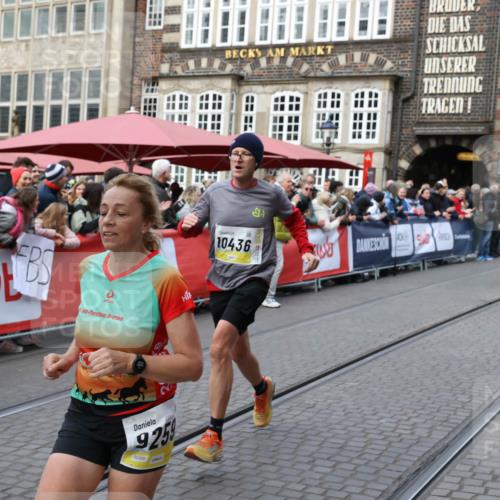 05.10.2025 - 20. swb-Marathon Bremen Yannick Fuchs http://msf.ph/oto/9266840 05.10.2025 10:51:50 Ziel 8333, 9259, 9268, 10436, 10716, 10918, 11484 meine-sportfotos.de