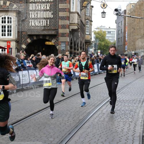 05.10.2025 - 20. swb-Marathon Bremen Yannick Fuchs http://msf.ph/oto/9266968 05.10.2025 10:51:52 Ziel 8333, 9004, 9259, 9268, 9506, 10436, 10716, 10968, 11484, 11689, 11696 meine-sportfotos.de
