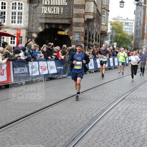 05.10.2025 - 20. swb-Marathon Bremen Yannick Fuchs http://msf.ph/oto/9267201 05.10.2025 10:51:57 Ziel 9004, 9259, 9506, 10436, 10968, 11080, 11361, 11689, 11696 meine-sportfotos.de